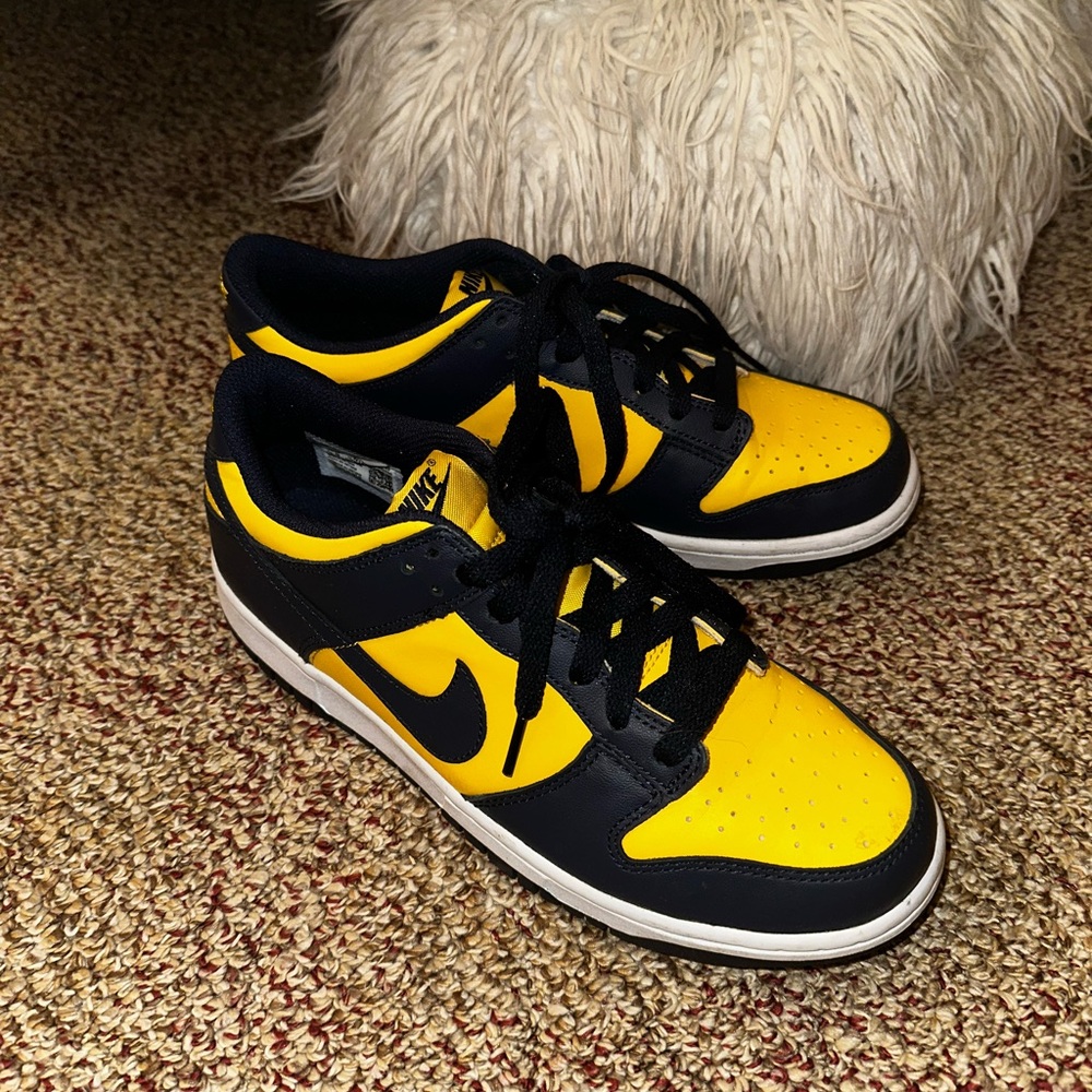 Nike Yellow and Black Athletic Shoes